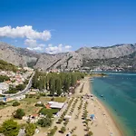 Siesta Beachfront Duće