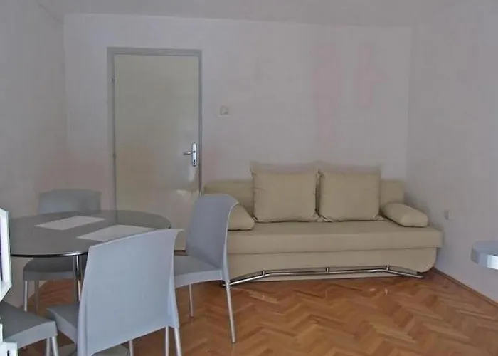 Siesta Beachfront 아파트 Duće