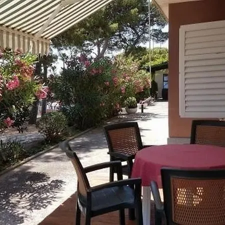 Lägenhet Siesta Beachfront