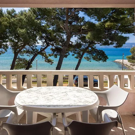 Siesta Beachfront Lägenhet *