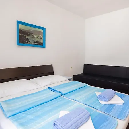 Apartment Siesta Beachfront *