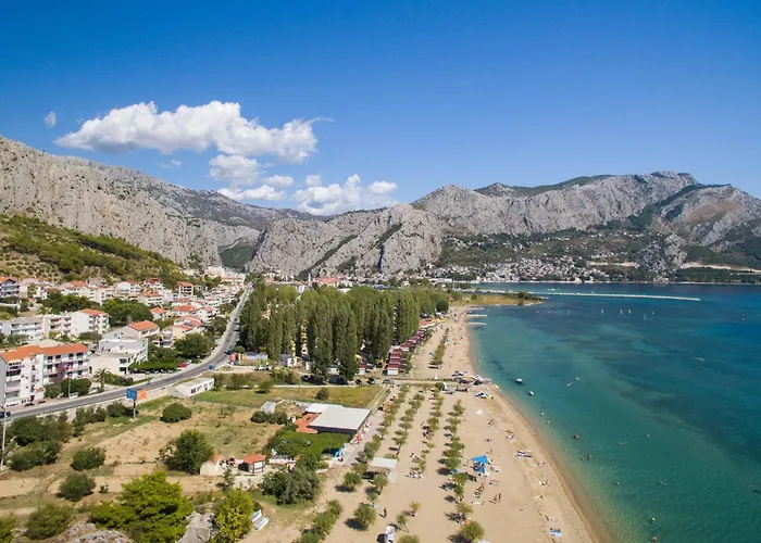 Siesta Beachfront Duće